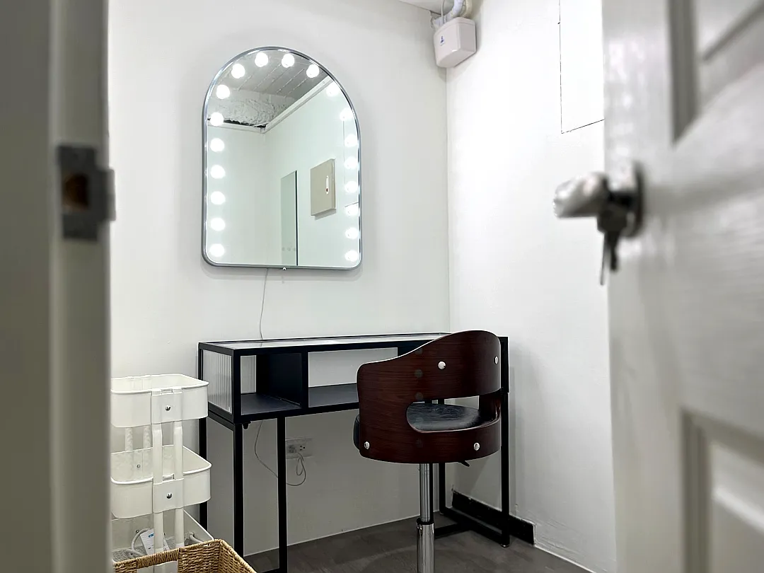 台北東區美睫美甲出租